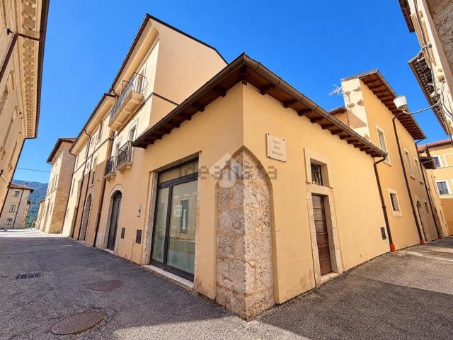 Appartamento in vendita di 88 m² in Via Santa Giusta, 2