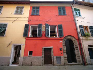 Appartamento in vendita di 88 m² in Via San Bernardo Borgo, 4