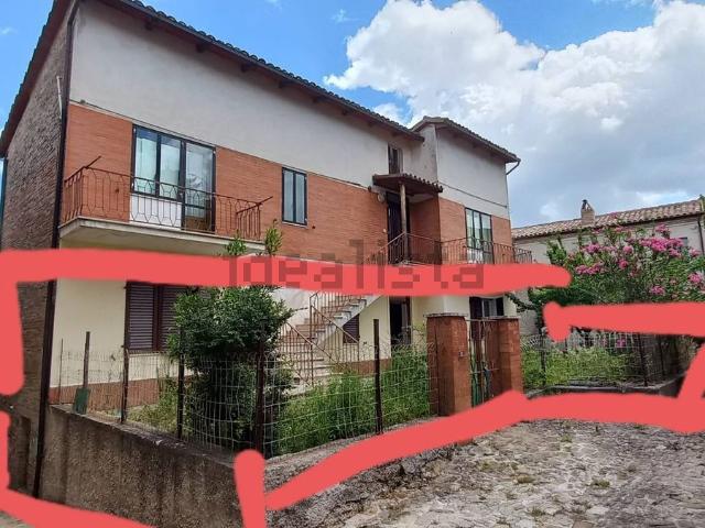 Appartamento in vendita di 88 m² in Via Sabina, 1