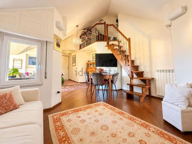 Appartamento in vendita di 88 m² in Viale Alcione, 57