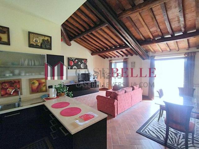 Appartamento in vendita di 89 m² in Via Terrapezzina, 55041