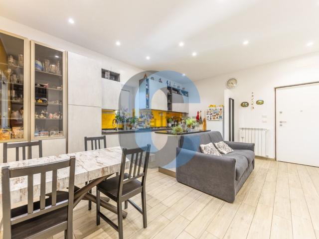 Appartamento in vendita di 89 m² in Via Val d&apos Aosta, 10