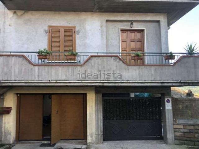 Appartamento in vendita di 89 m² in Via Zepponami, 146