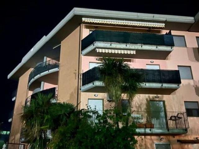 Appartamento in vendita di 89 m² in Via Alessandro Manzoni