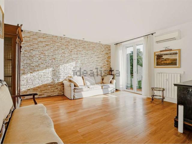 Appartamento in vendita di 89 m² in Via B. Lietti