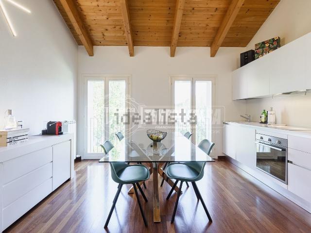 Appartamento in vendita di 89 m² in Via Canalazzo, 25