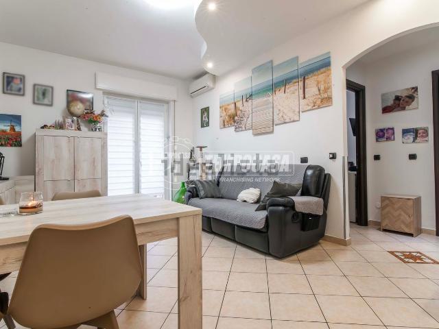 Appartamento in vendita di 89 m² in Via Caduti del Lavoro, 4