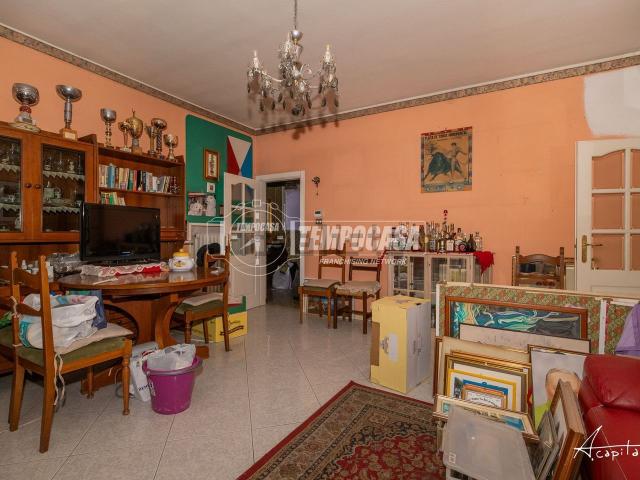 Appartamento in vendita di 89 m² in Via Divisione Acqui, 52