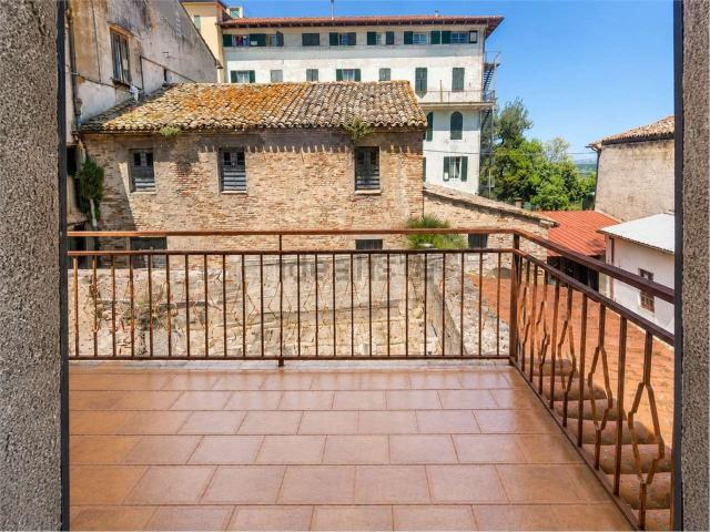 Appartamento in vendita di 89 m² in Via Fratelli Brancondi, 106
