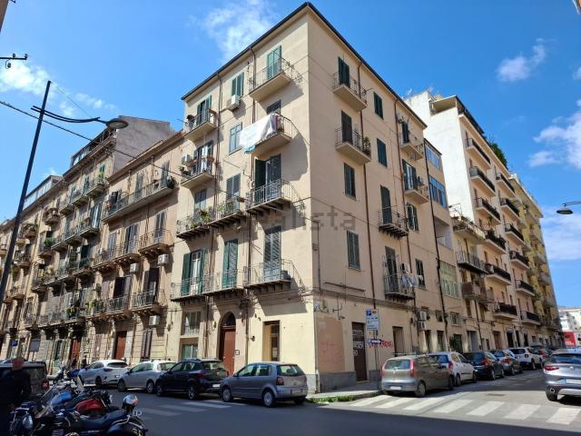 Appartamento in vendita di 89 m² in Via Giacomo Cusmano