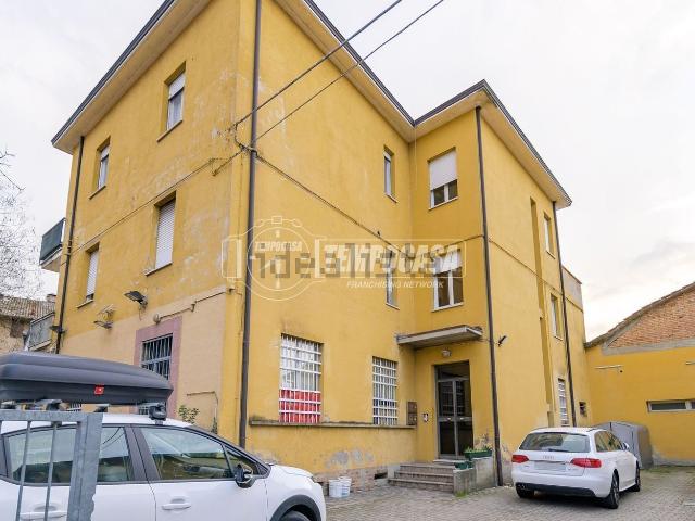 Appartamento in vendita di 89 m² in Via Modena, 119