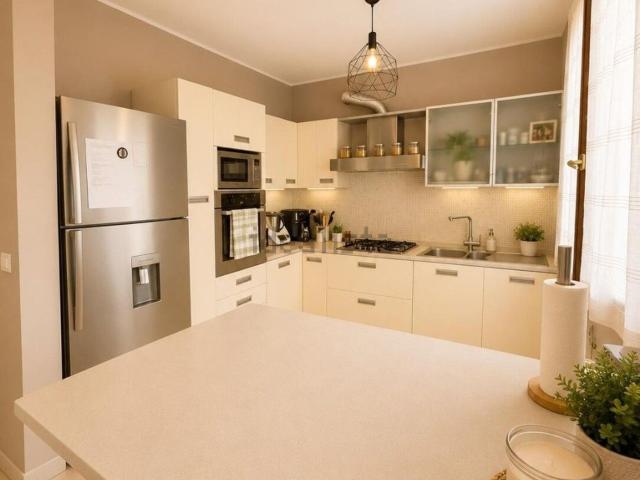 Appartamento in vendita di 89 m² in Via Radici Sud, 42