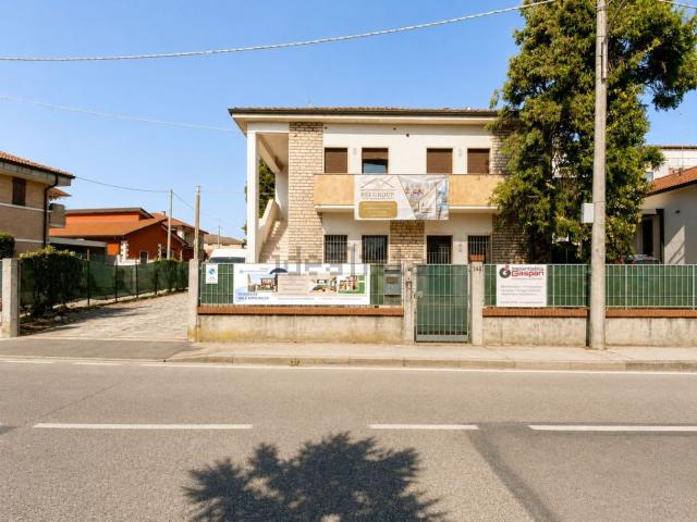 Appartamento in vendita di 89 m² in Viale Astichello, 139