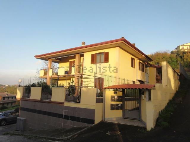 Appartamento in vendita di 93 m² in Borgo Cave