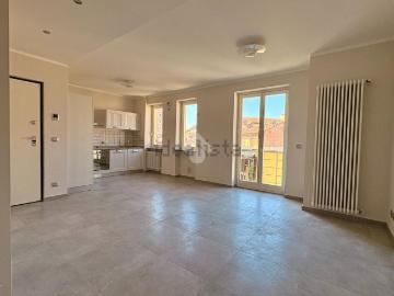 Appartamento in vendita di 93 m² in Corso Vittorio Alfieri, 217