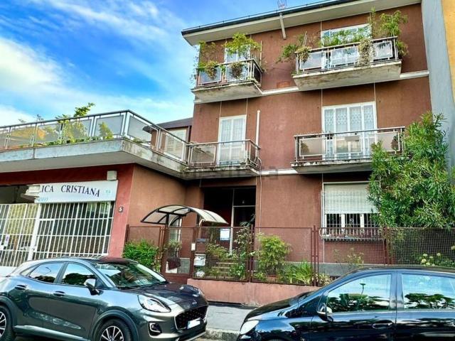 Appartamento in vendita di 93 m² in Piazza Pompeo Castelli, 5
