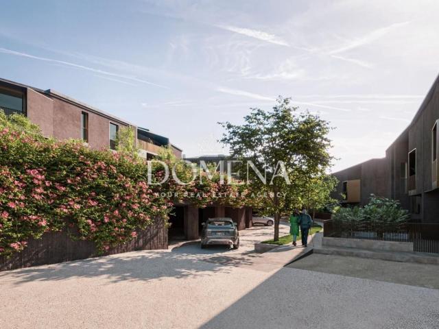 Appartamento in vendita di 93 m² in Strada di Ficareto