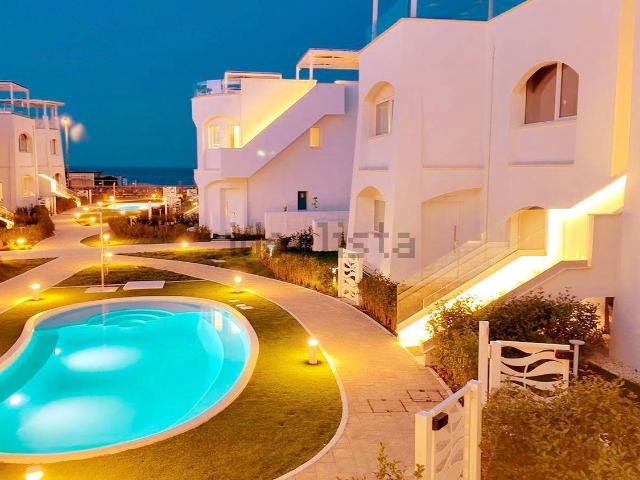 Appartamento in vendita di 93 m² in Via Litoranea, 207