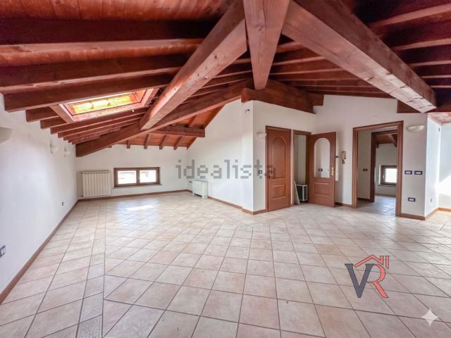 Appartamento in vendita di 93 m² in Via Valtulini