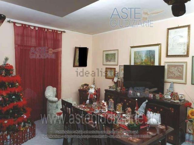 Appartamento in vendita di 93 m² in Via Vassallo Ernesto, 65