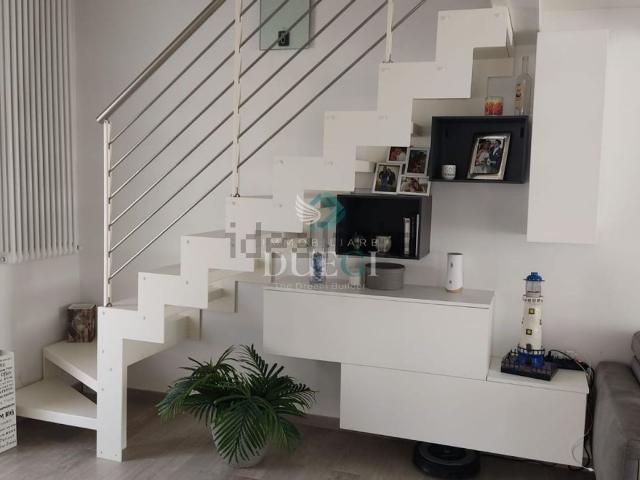 Appartamento in vendita di 93 m² in Via Vittorio Veneto