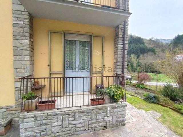 Appartamento in vendita di 93 m² in Via A. Grandi, 8