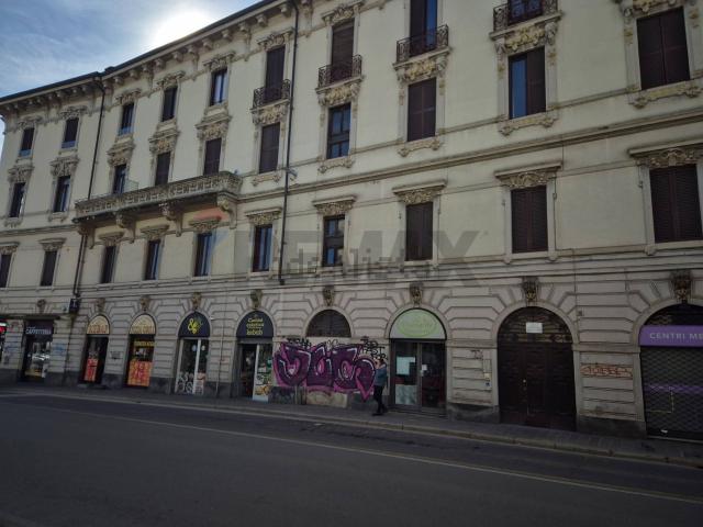 Appartamento in vendita di 93 m² in Via Alessandro Manzoni, 58