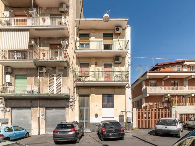 Appartamento in vendita di 93 m² in Via Antonio Gagini, 10