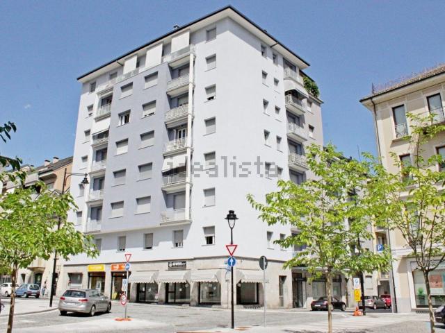 Appartamento in vendita di 93 m² in Via Antonio Gramsci, 6