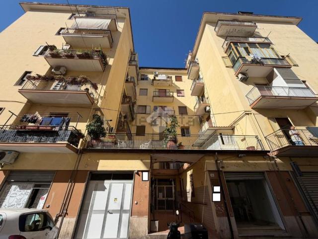 Appartamento in vendita di 93 m² in Via Antonio Ruotolo, 8