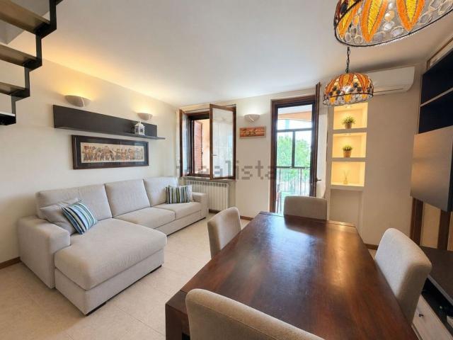 Appartamento in vendita di 93 m² in Via Barbieri, 8