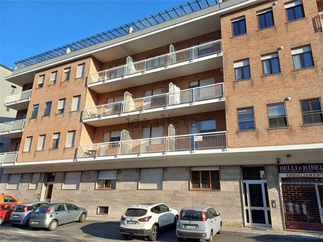 Appartamento in vendita di 93 m² in Via C. Miglietti, 35
