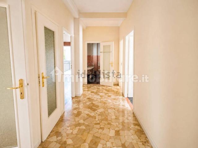 Appartamento in vendita di 93 m² in Via Carlo Nogaro, 18