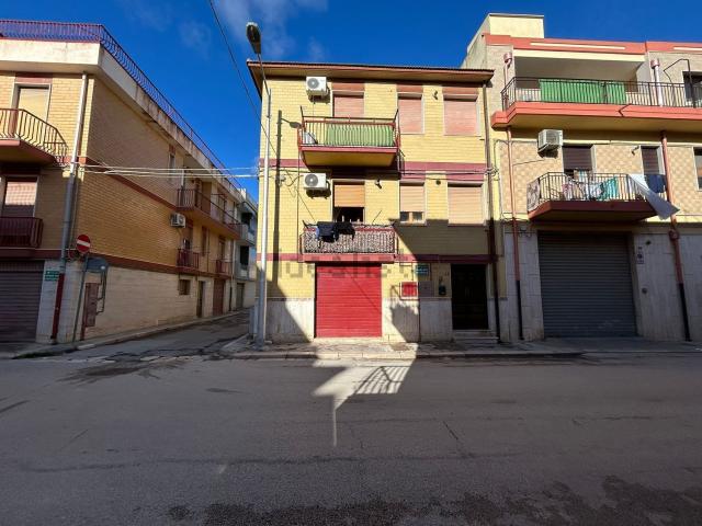Appartamento in vendita di 93 m² in Via Carlo Pisacane, 48