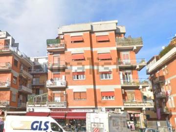 Appartamento in vendita di 93 m² in Via Casavetere, 130