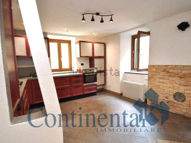 Appartamento in vendita di 93 m² in Via Centro, 25