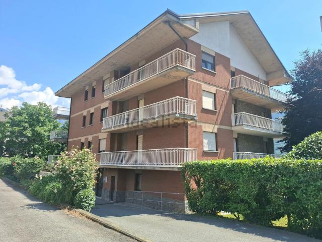 Appartamento in vendita di 93 m² in Via Cesare Battisti, 13