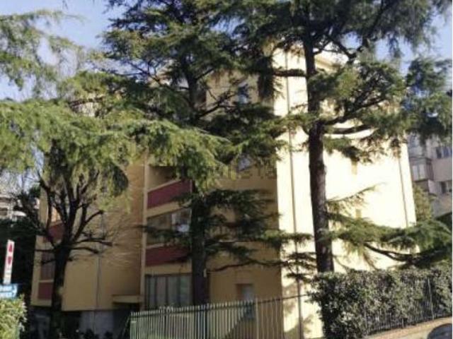 Appartamento in vendita di 93 m² in Via dei Giardini, 65