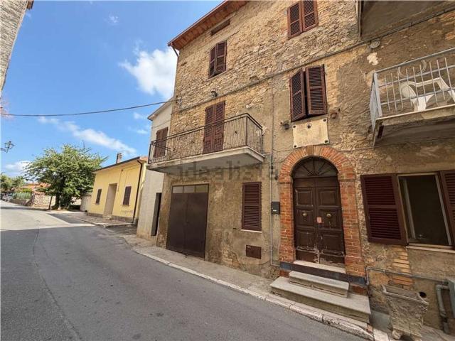 Appartamento in vendita di 93 m² in Via del Campanile, 4