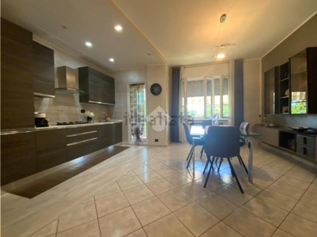 Appartamento in vendita di 93 m² in Via delle Betulle, 15