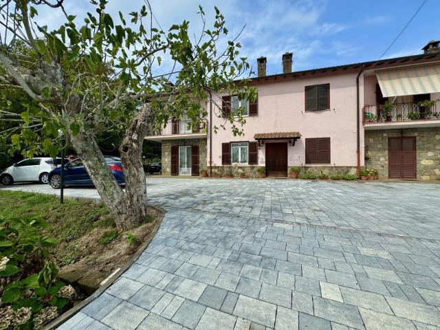 Appartamento in vendita di 93 m² in Via delle Olmate, 16