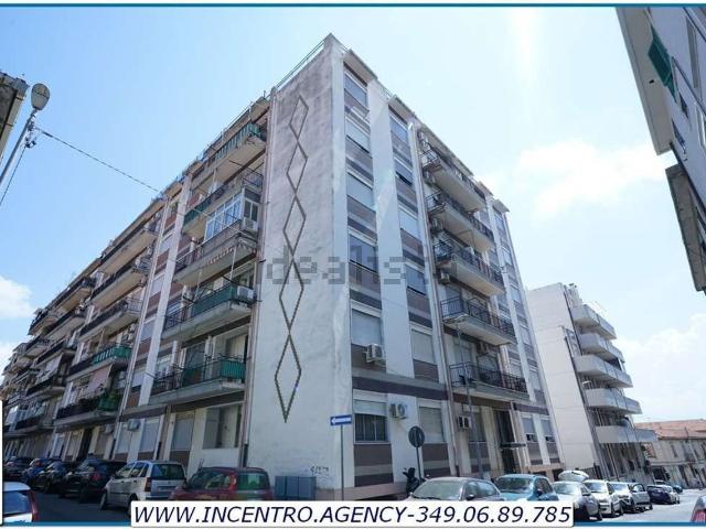 Appartamento in vendita di 93 m² in Via Dodici Apostoli, 2