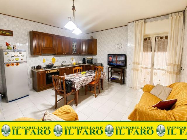 Appartamento in vendita di 93 m² in Via E. A. Mario