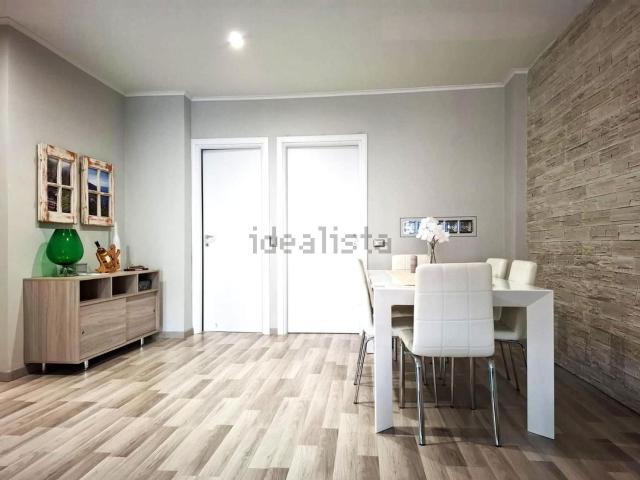 Appartamento in vendita di 93 m² in Via Felice Piacentini, 1