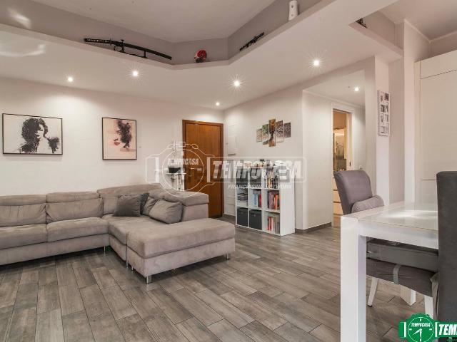 Appartamento in vendita di 93 m² in Via G. Bruno, 30