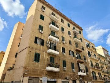 Appartamento in vendita di 93 m² in Via Giovanni Aurispa, 95
