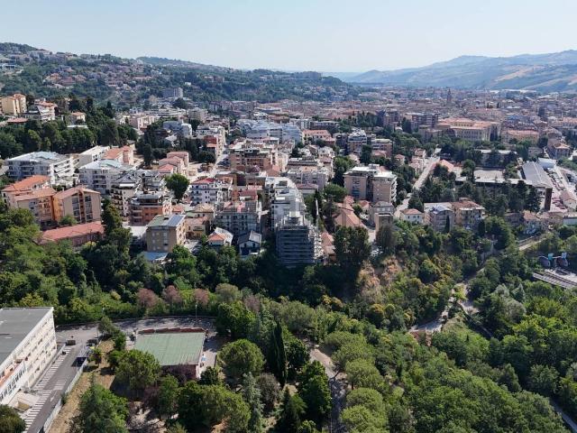 Appartamento in vendita di 93 m² in Via Giovanni Rossi