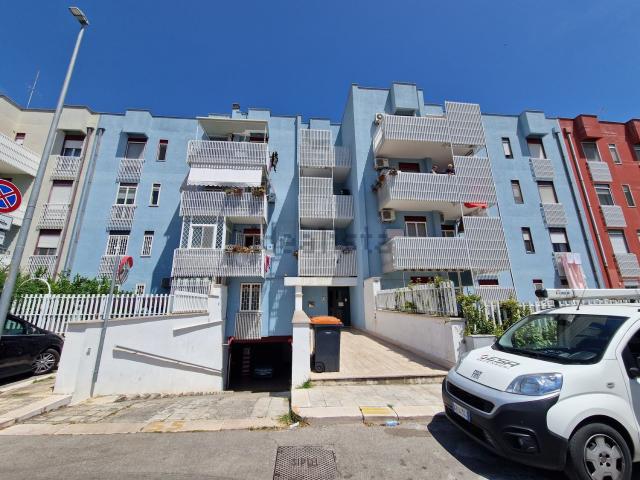 Appartamento in vendita di 93 m² in Via Giosuè Carducci, 12