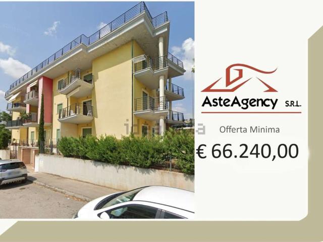 Appartamento in vendita di 93 m² in Via Giulio Salvadori, 8