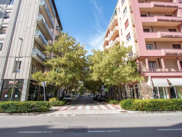 Appartamento in vendita di 100 m² in Via Giuseppe Cesare Abba